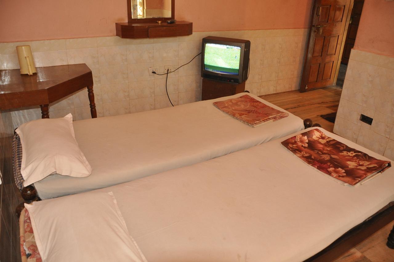 Hotel Gokarna International מראה חיצוני תמונה